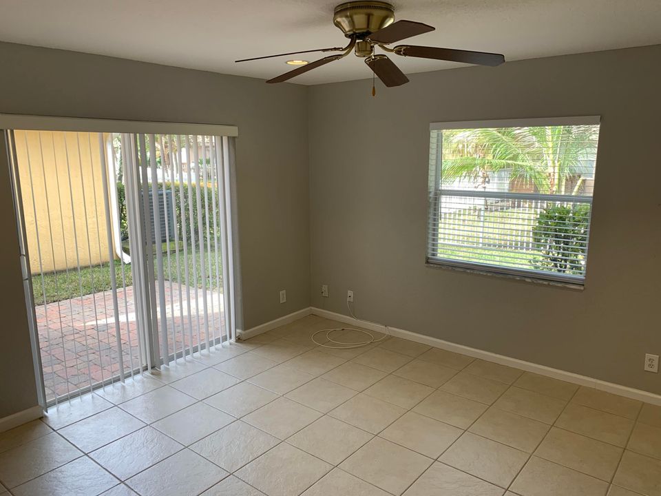 Active With Contract: $2,800 (3 beds, 2 baths, 1671 Square Feet)