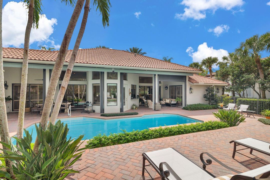 Active With Contract: $1,585,000 (4 beds, 3 baths, 2642 Square Feet)