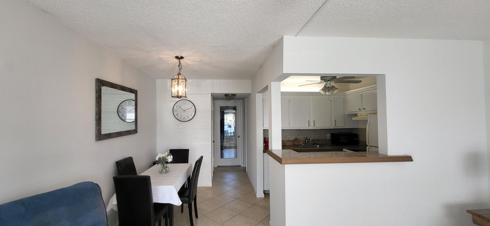 For Sale: $109,000 (1 beds, 1 baths, 615 Square Feet)