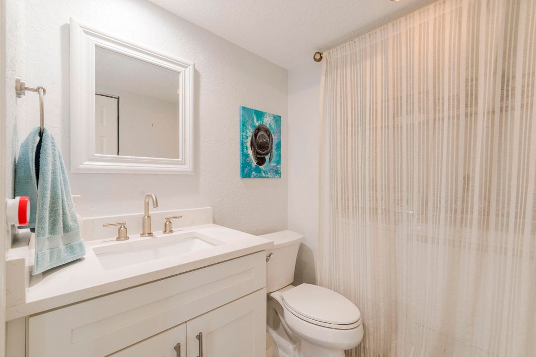 Active With Contract: $2,500 (2 beds, 2 baths, 1325 Square Feet)