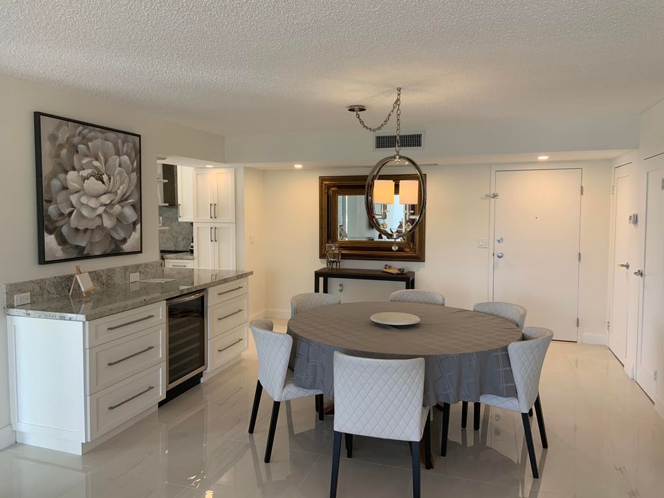 Active With Contract: $7,500 (2 beds, 2 baths, 1592 Square Feet)