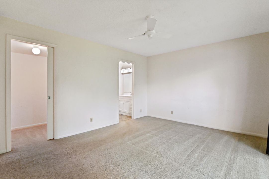 Active With Contract: $197,700 (2 beds, 2 baths, 1032 Square Feet)