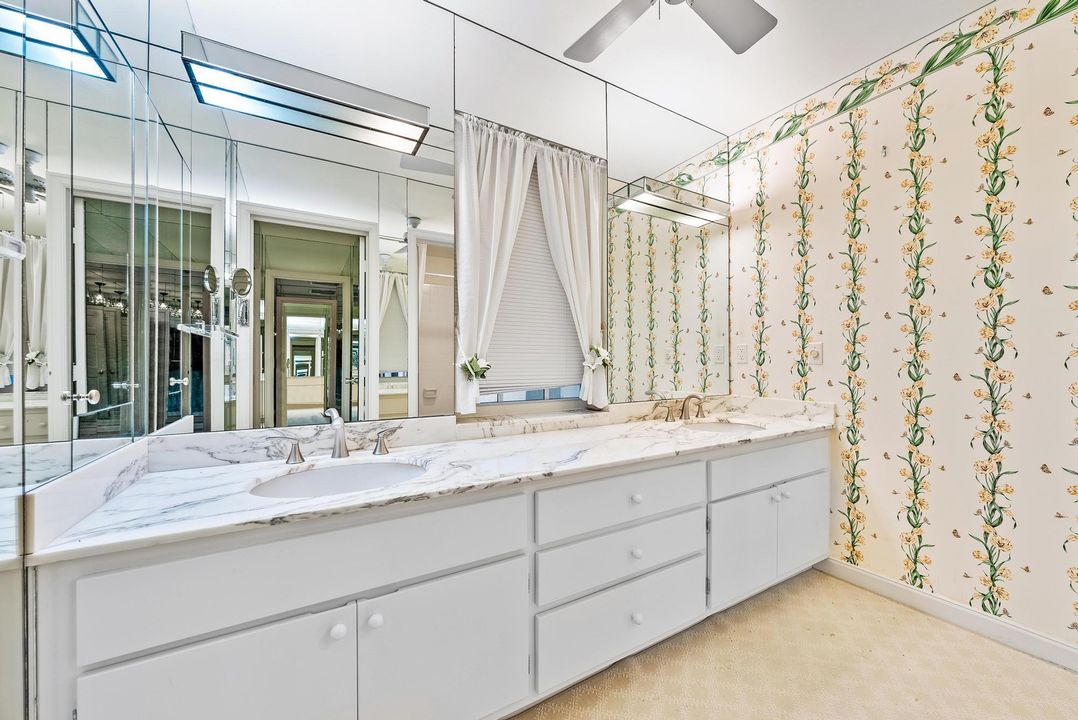 Active With Contract: $6,750,000 (3 beds, 4 baths, 3564 Square Feet)