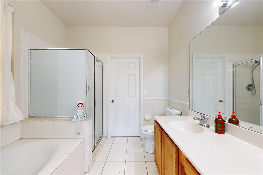 Active With Contract: $349,950 (3 beds, 2 baths, 1575 Square Feet)