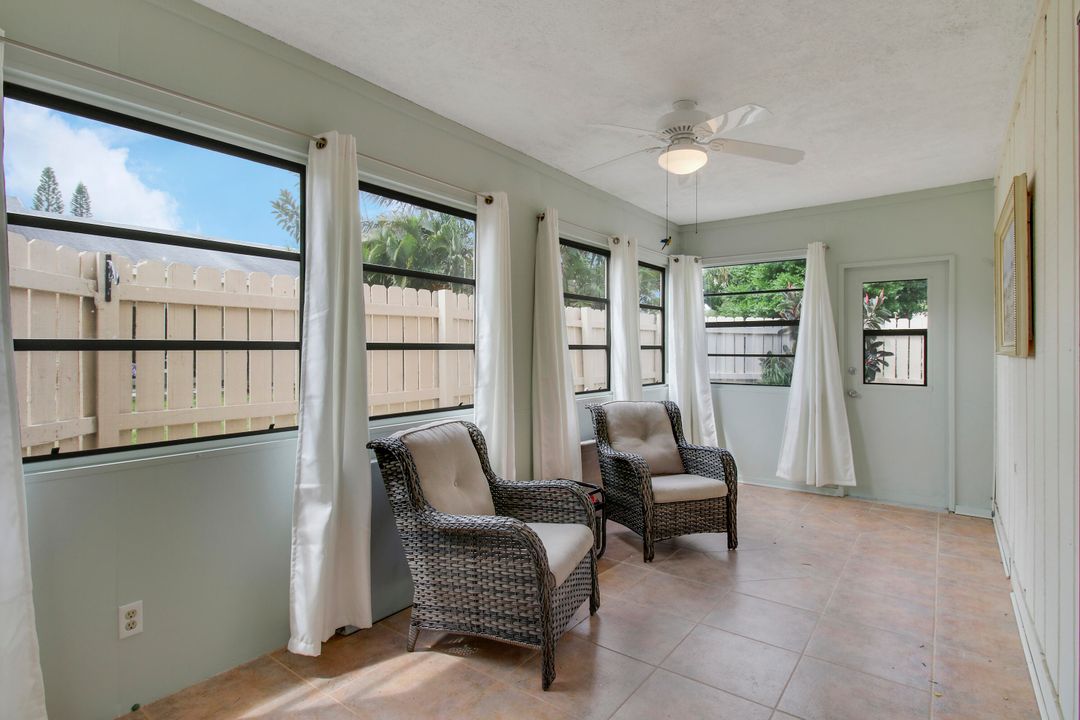 For Sale: $368,000 (3 beds, 2 baths, 1314 Square Feet)