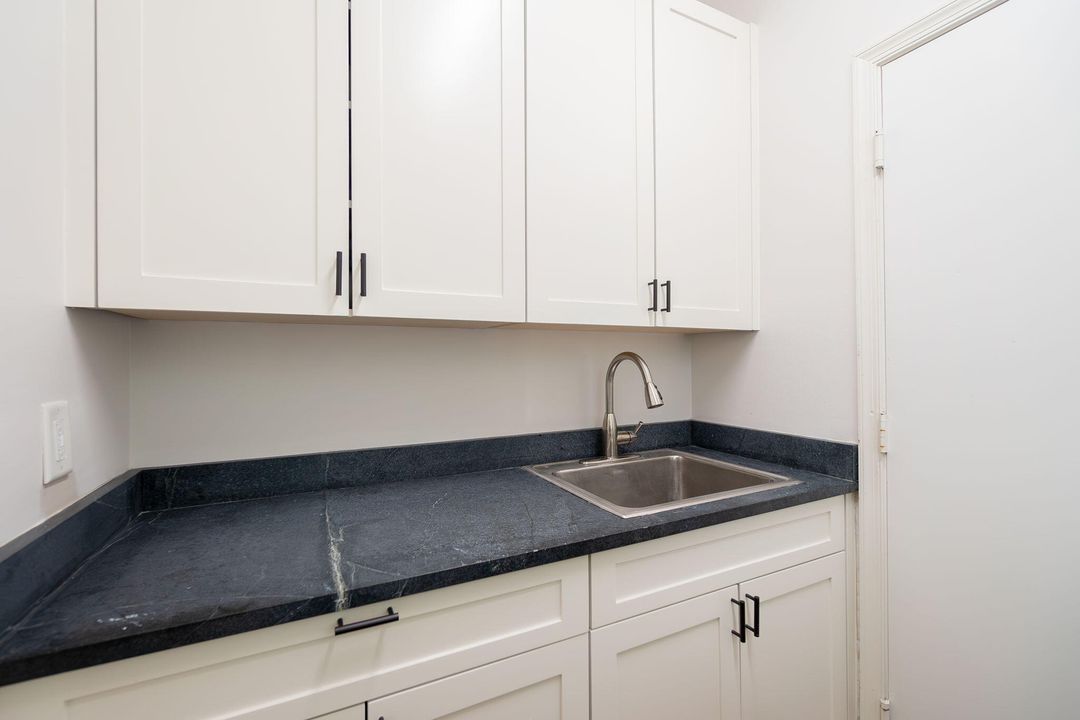 For Rent: $16,000 (2 beds, 2 baths, 2129 Square Feet)