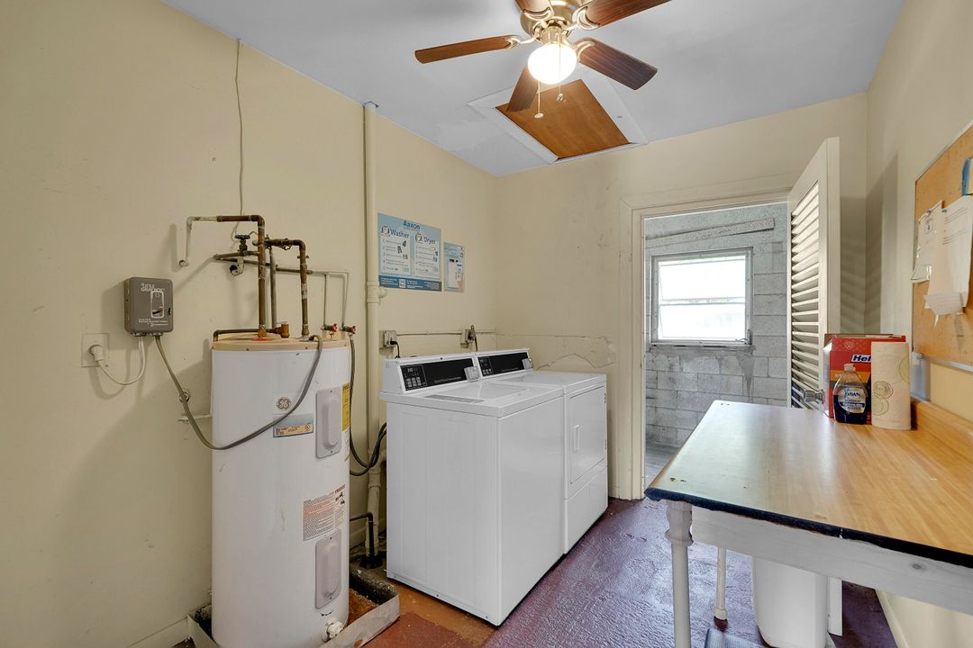 Active With Contract: $89,000 (2 beds, 2 baths, 925 Square Feet)