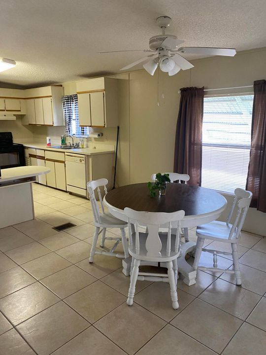 For Sale: $39,999 (2 beds, 2 baths, 1368 Square Feet)