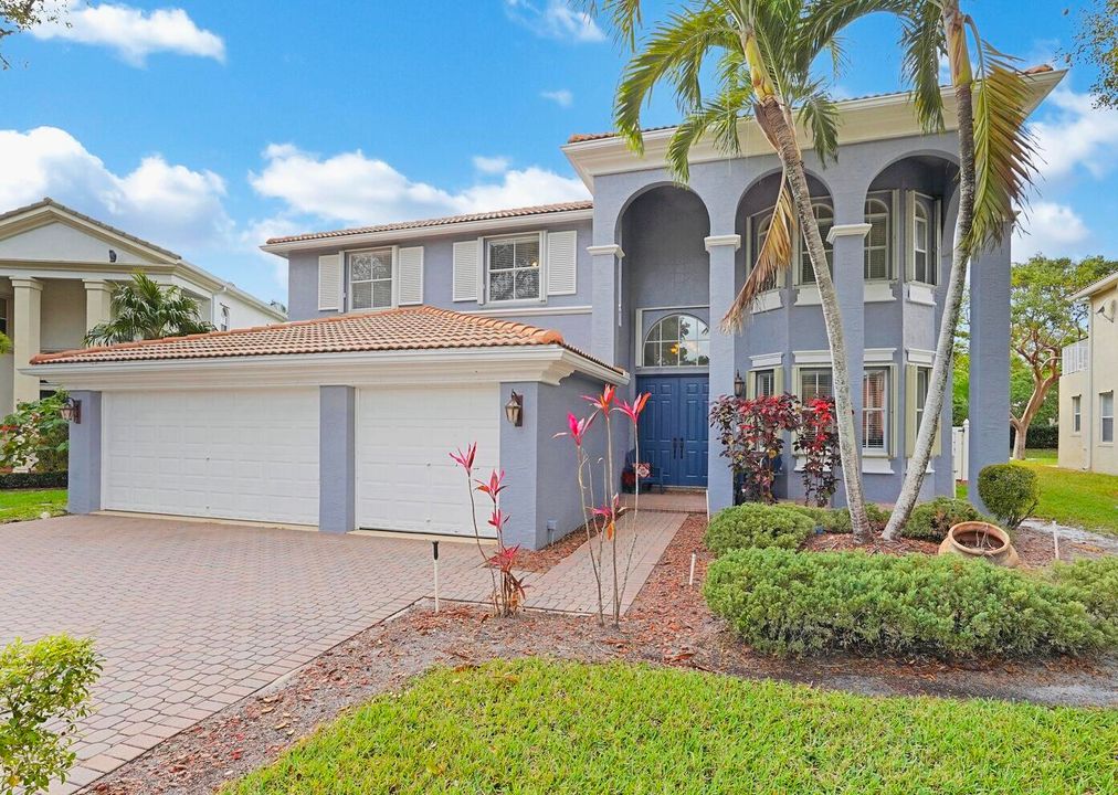 Active With Contract: $5,500 (5 beds, 3 baths, 3467 Square Feet)