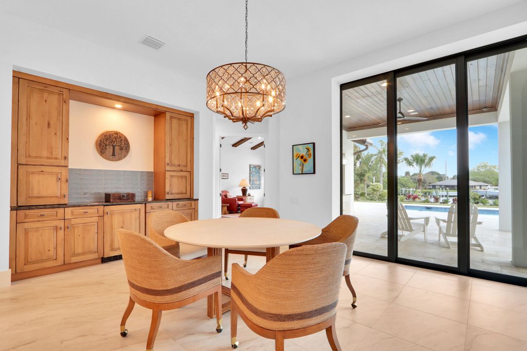 Active With Contract: $3,375,000 (3 beds, 3 baths, 3475 Square Feet)