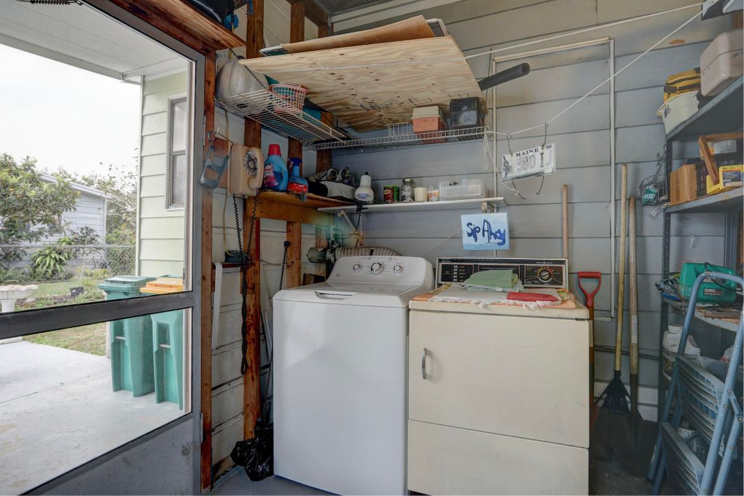 For Sale: $180,000 (2 beds, 2 baths, 1202 Square Feet)