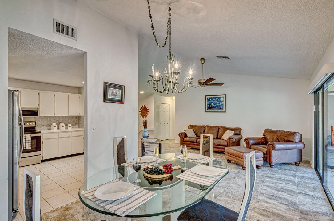 Active With Contract: $365,000 (2 beds, 2 baths, 1275 Square Feet)