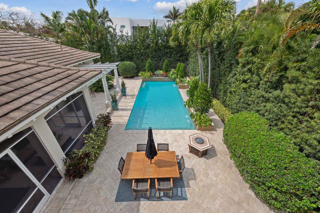 Active With Contract: $5,200,000 (4 beds, 4 baths, 3752 Square Feet)