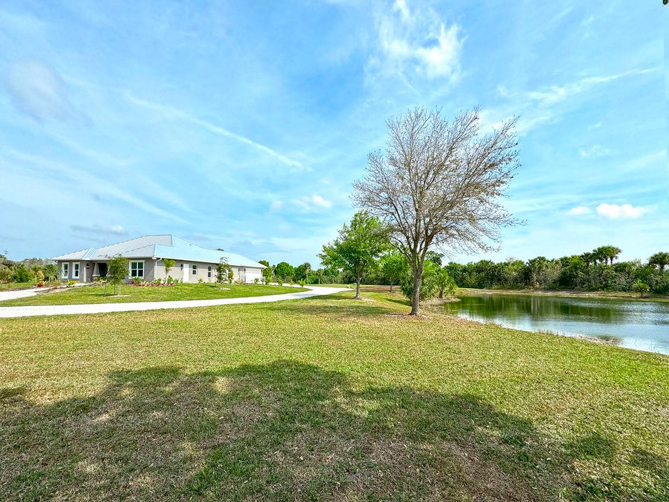 For Sale: $965,000 (4 beds, 3 baths, 2706 Square Feet)