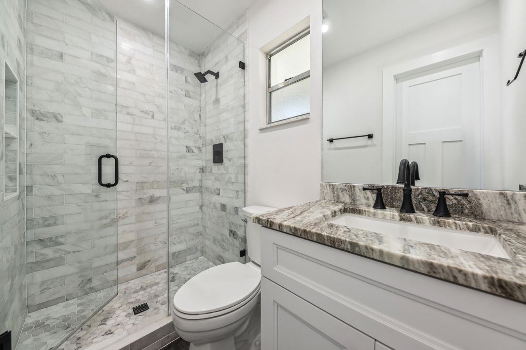 Active With Contract: $1,095,000 (3 beds, 3 baths, 1759 Square Feet)