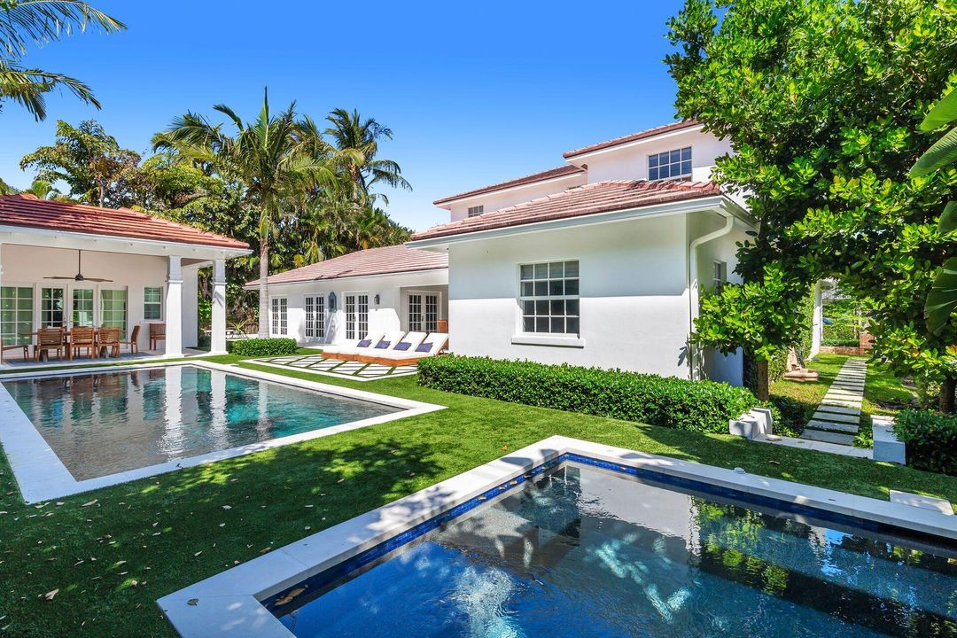 Active With Contract: $7,295,000 (6 beds, 5 baths, 4566 Square Feet)