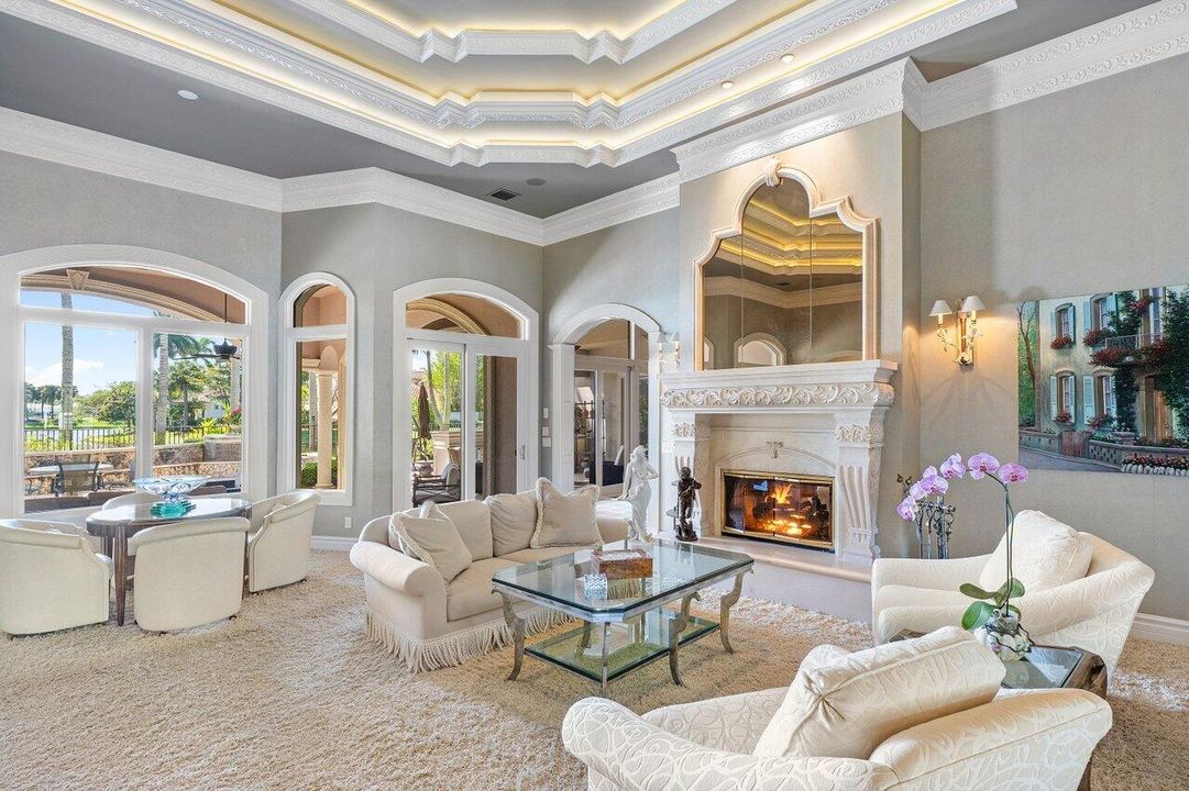 For Sale: $5,495,000 (6 beds, 7 baths, 9710 Square Feet)