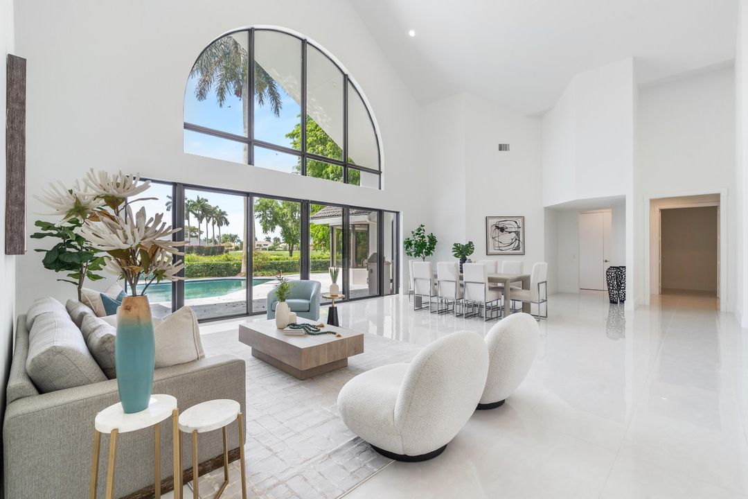 For Sale: $3,395,000 (4 beds, 4 baths, 3926 Square Feet)