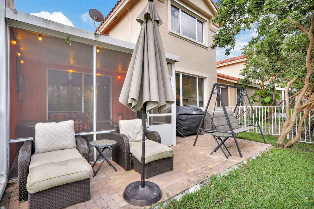 For Sale: $659,000 (3 beds, 2 baths, 2052 Square Feet)