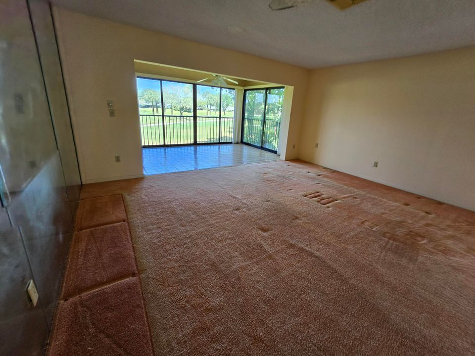 En Venta: $38,250 (2 camas, 2 baños, 1712 Pies cuadrados)