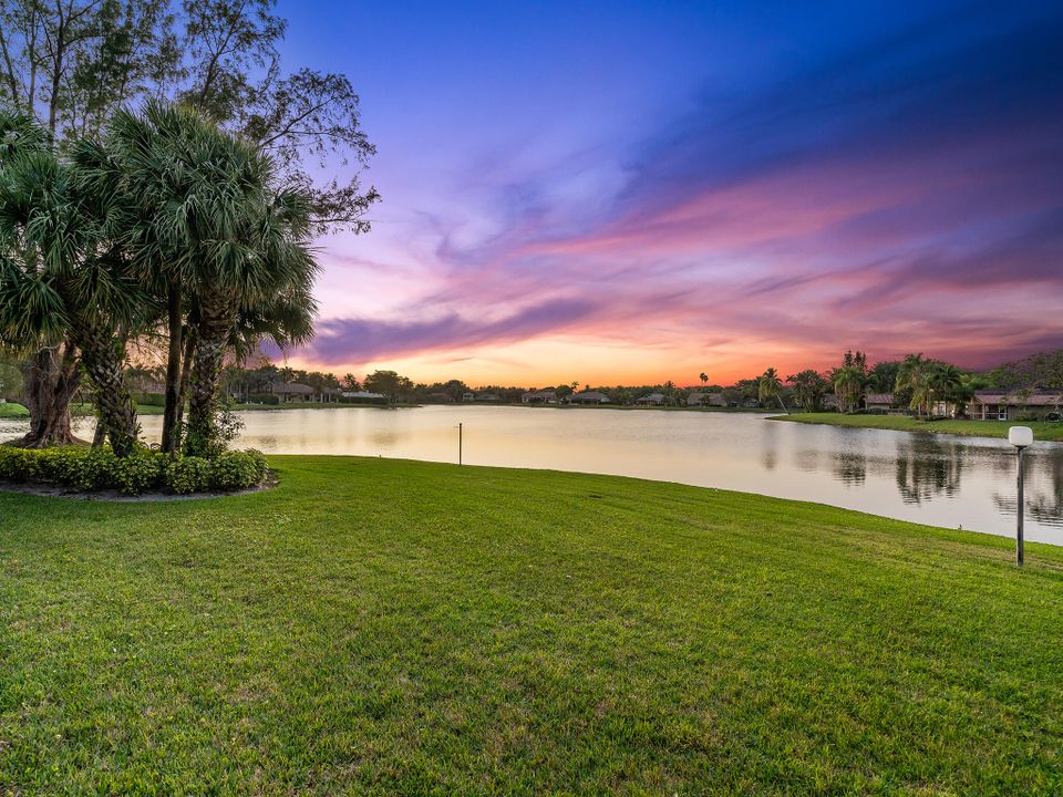 Active With Contract: $1,795,000 (5 beds, 3 baths, 4056 Square Feet)