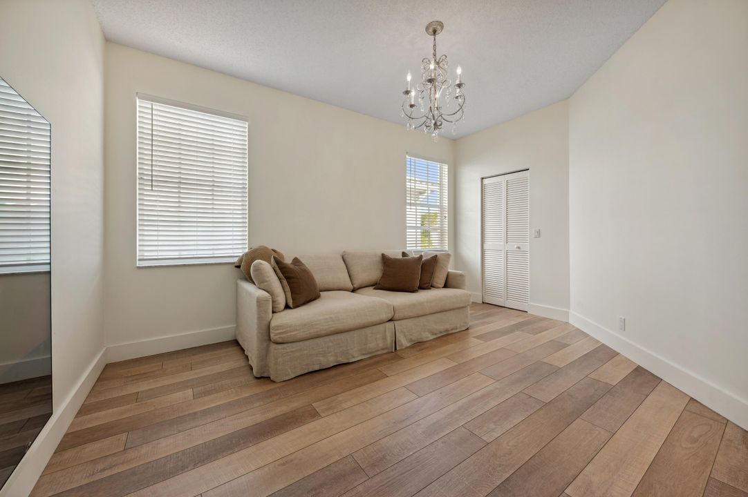 Active With Contract: $10,500 (2 beds, 2 baths, 1758 Square Feet)