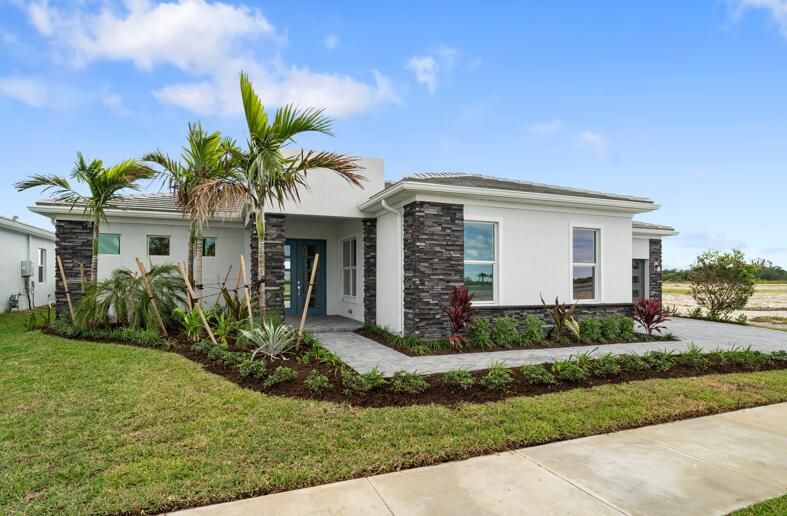 Recently Sold: $694,900 (3 beds, 3 baths, 2809 Square Feet)