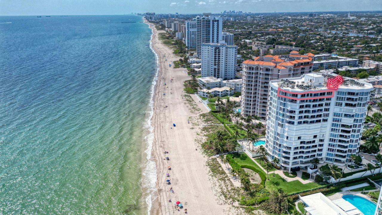 Active With Contract: $1,200,000 (3 beds, 3 baths, 3000 Square Feet)