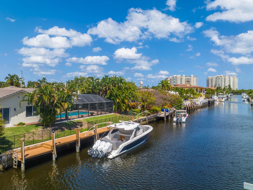 Active With Contract: $2,450,000 (3 beds, 2 baths, 2099 Square Feet)