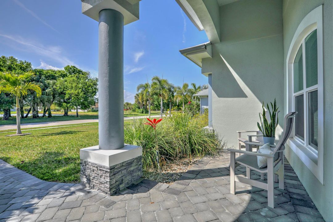 For Sale: $635,000 (4 beds, 3 baths, 2244 Square Feet)