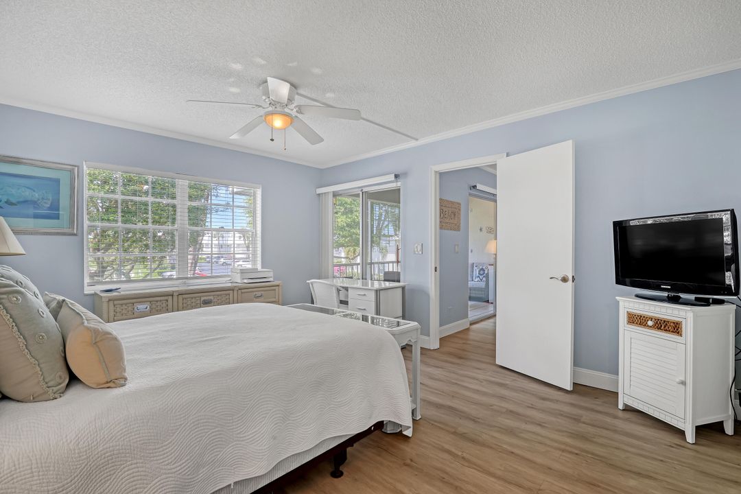 Active With Contract: $4,500 (2 beds, 2 baths, 1143 Square Feet)