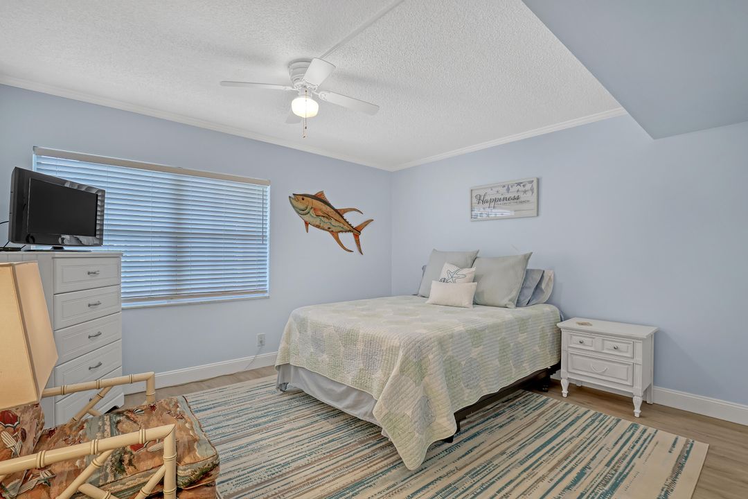 Active With Contract: $4,500 (2 beds, 2 baths, 1143 Square Feet)