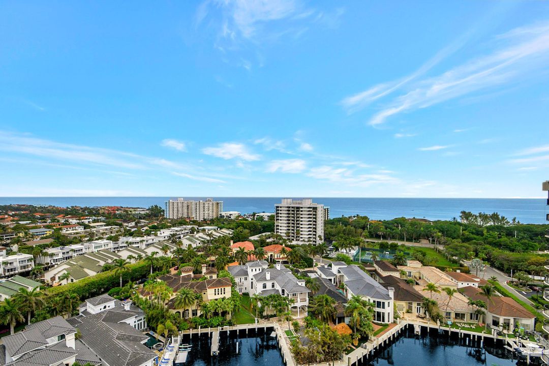 Active With Contract: $2,100,000 (3 beds, 2 baths, 2070 Square Feet)