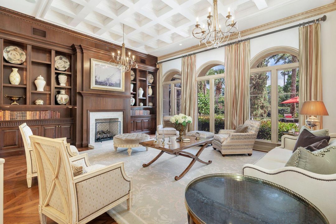 For Sale: $9,995,000 (5 beds, 7 baths, 9017 Square Feet)