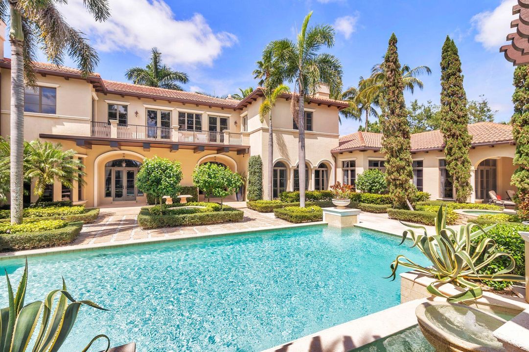 For Sale: $9,995,000 (5 beds, 7 baths, 9017 Square Feet)