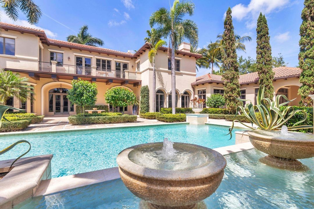 For Sale: $9,995,000 (5 beds, 7 baths, 9017 Square Feet)