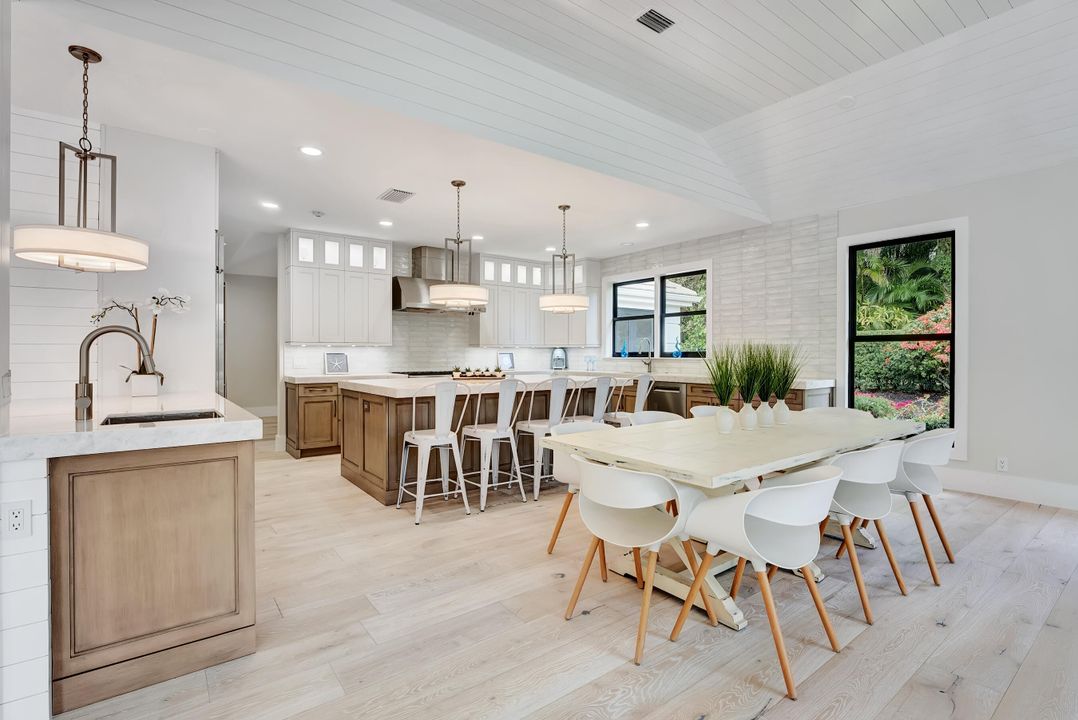 Active With Contract: $4,500,000 (4 beds, 4 baths, 5260 Square Feet)