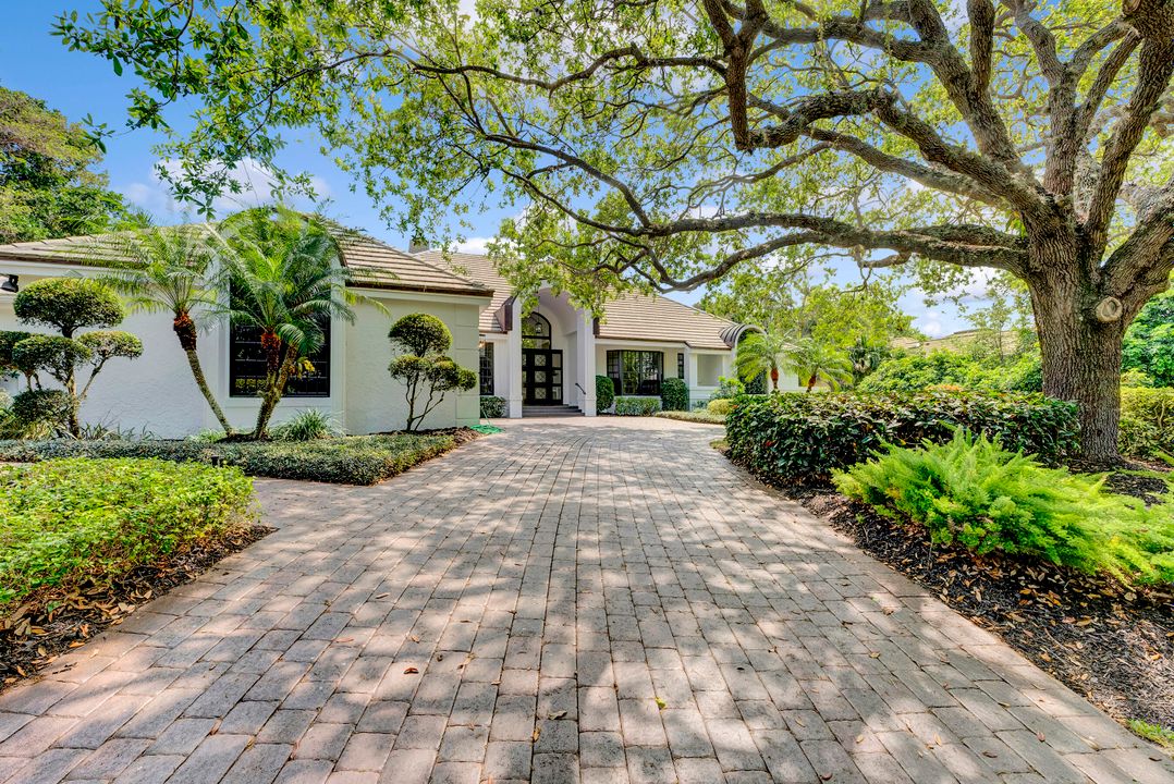 Active With Contract: $4,500,000 (4 beds, 4 baths, 5260 Square Feet)