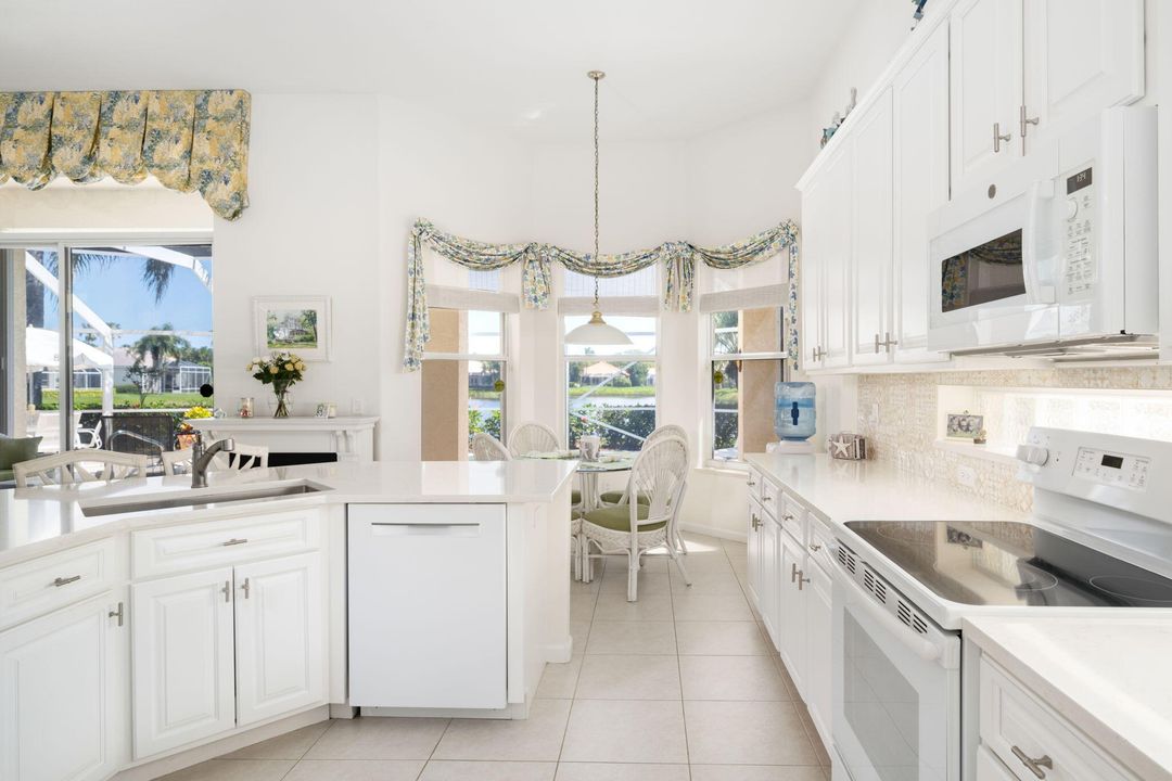 Active With Contract: $945,000 (3 beds, 2 baths, 2267 Square Feet)