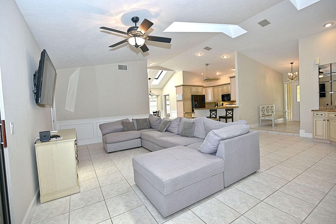 Active With Contract: $8,000 (4 beds, 2 baths, 2455 Square Feet)