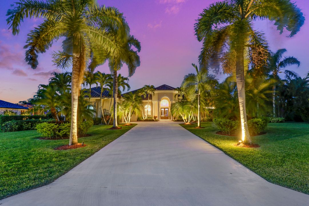 Recently Sold: $1,490,000 (5 beds, 3 baths, 3914 Square Feet)