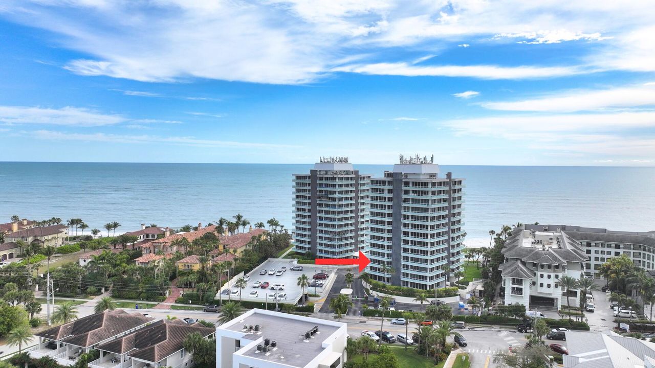 For Sale: $875,000 (2 beds, 2 baths, 1112 Square Feet)
