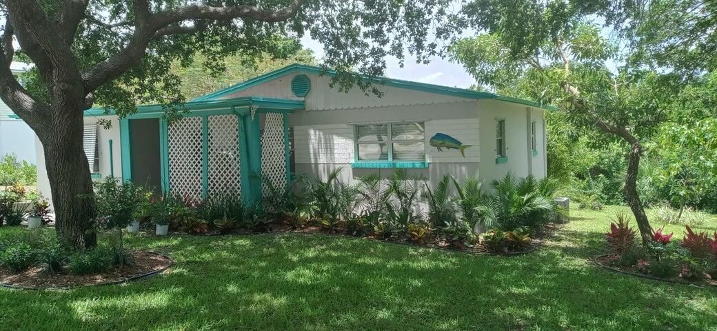 For Rent: $3,200 (2 beds, 2 baths, 1338 Square Feet)