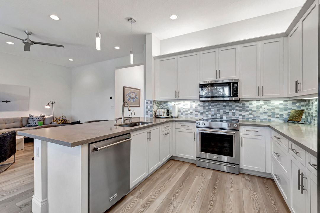 Active With Contract: $850,000 (3 beds, 2 baths, 1818 Square Feet)