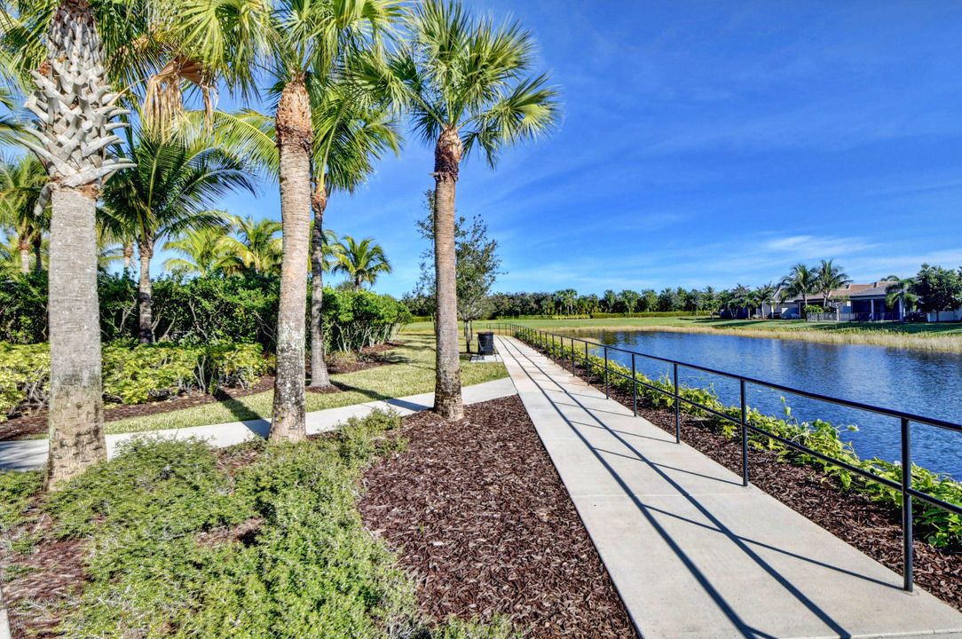 Active With Contract: $850,000 (3 beds, 2 baths, 1818 Square Feet)