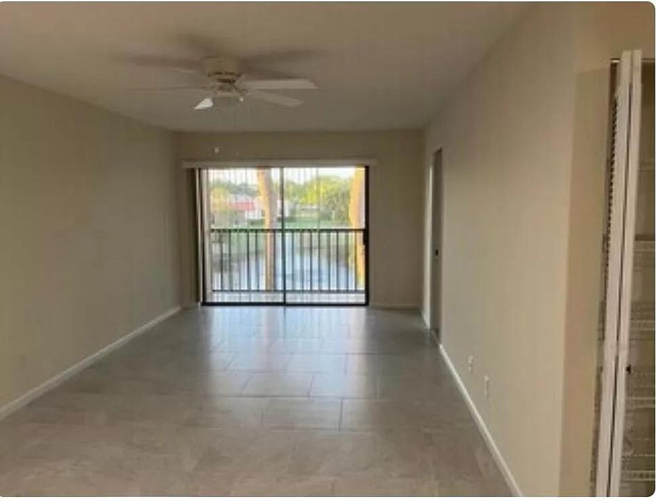 For Rent: $1,850 (2 beds, 2 baths, 903 Square Feet)
