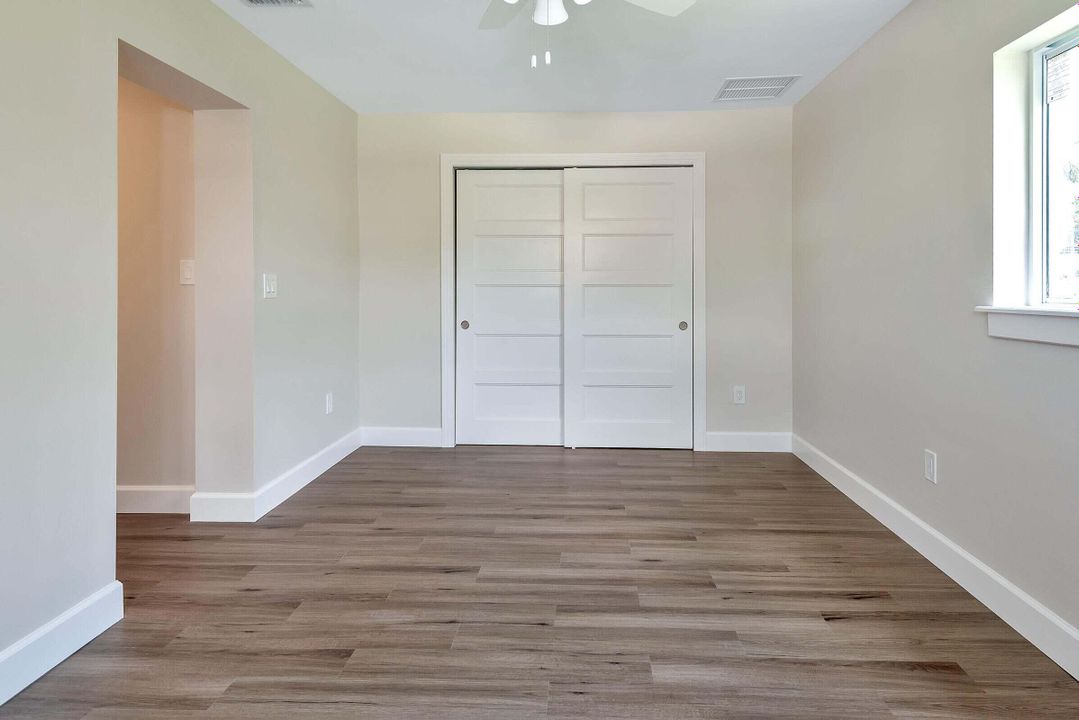 Active With Contract: $3,400 (3 beds, 2 baths, 1764 Square Feet)