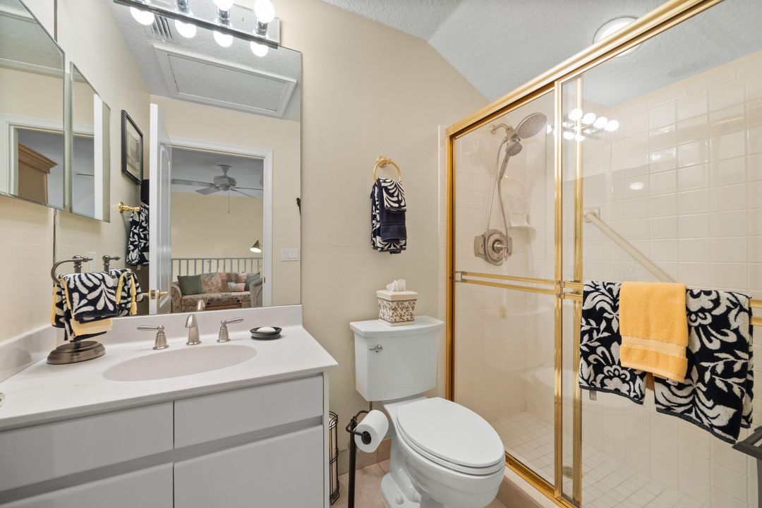 Active With Contract: $557,000 (3 beds, 2 baths, 1471 Square Feet)