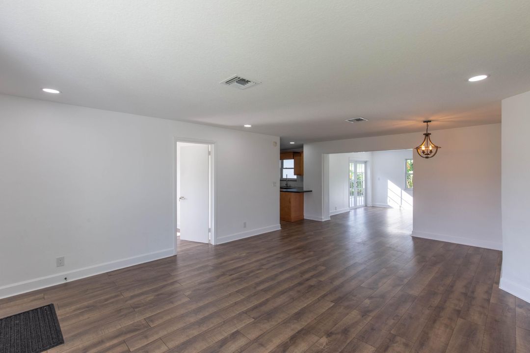 For Sale: $625,000 (3 beds, 2 baths, 1432 Square Feet)