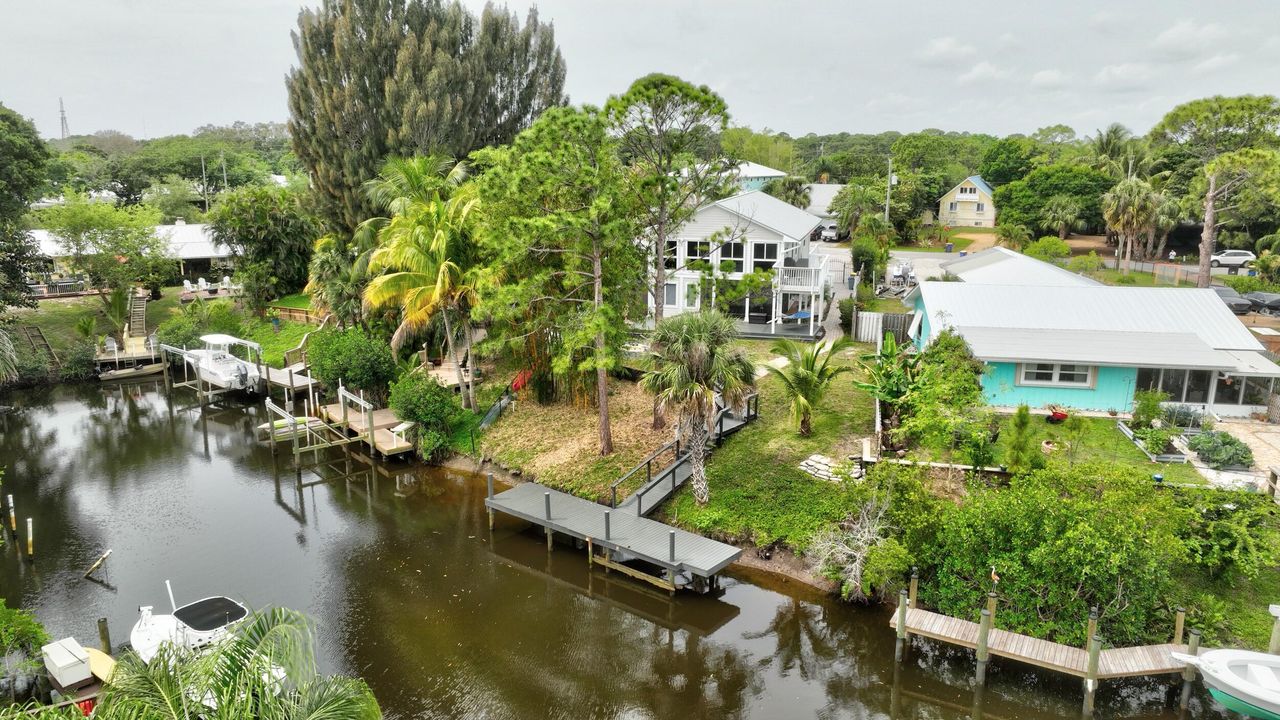 For Sale: $1,150,000 (4 beds, 3 baths, 2609 Square Feet)